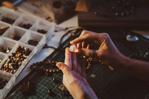 How Handmade Jewelry Is Reinventing Traditional Craftsmanship in India