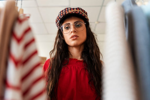 Why Unique Designs from Independent Weavers Outlast Fast Fashion