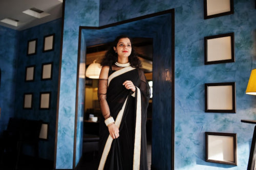 Minimalist Cotton Linen Sarees Appeal to Modern Urban Wardrobes