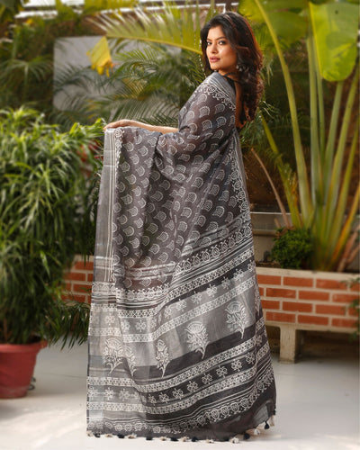 Misty Slub Linen Saree Gray Batik Print