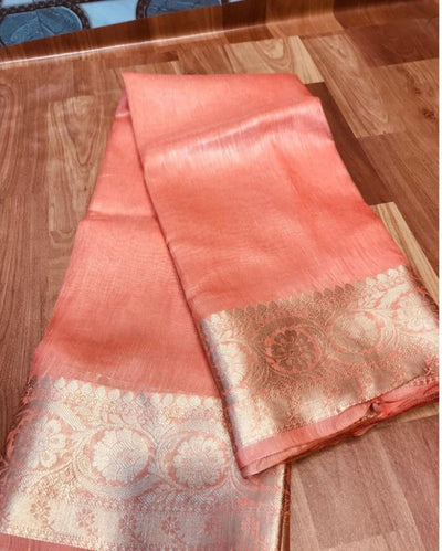 Radiating Banarasi Silk Linen Peach Handloom Saree