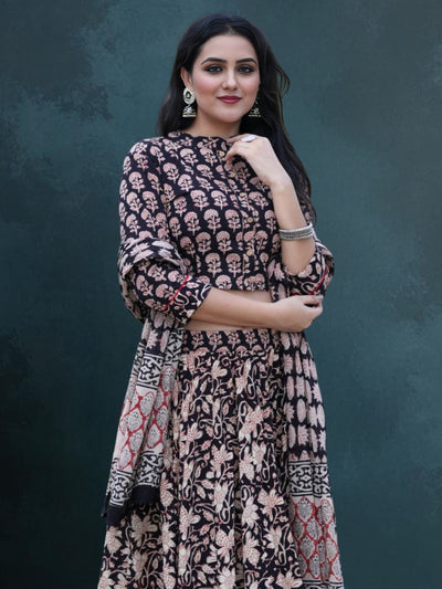 Indiehaat | Blockprinted Cotton Lehanga Choli Black