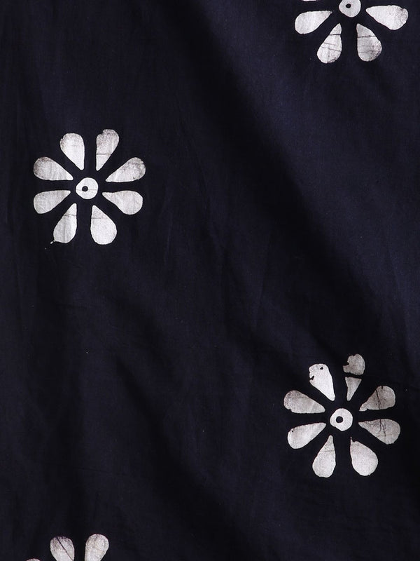 Indiehaat | Pure Mul Cotton Hand Wax Batik Suit White & Black