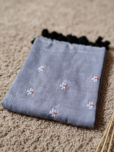 Indiehaat | Pure Mul Cotton Half Embroidery Saree Gray