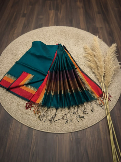 Indiehaat | Maheshwari Silk Zari Weaving Suit Green