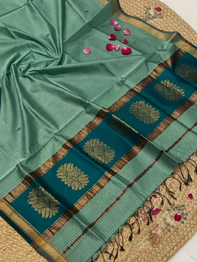 Indiehaat | Maheshwari Silk Zari Weaving Suit Green