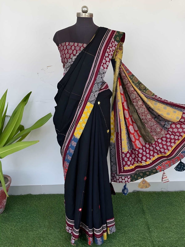 Indiehaat | Pure Mul Cotton Kantha Saree Black