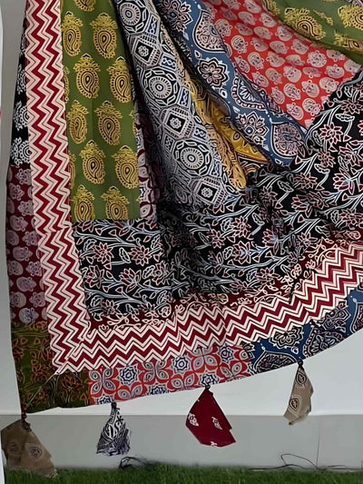 Indiehaat | Pure Mul Cotton Kantha Saree White