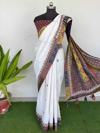 Indiehaat | Pure Mul Cotton Kantha Saree White