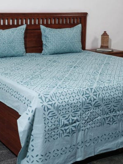 Aavaran Applique Double Bedsheet Light Blue