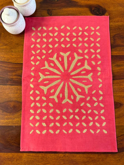 Indiehaat | Applique Cotton Table Runner & Mat Set Pink