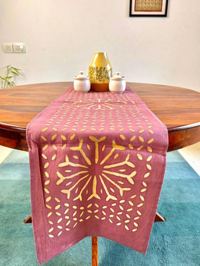Indiehaat | Applique Cotton Table Runner & Mat Set Purple