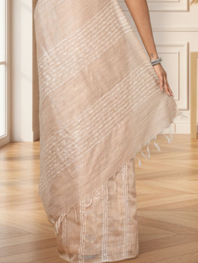 Bansbara Tussar Silk Kantha Handloom Saree Raffia Brown