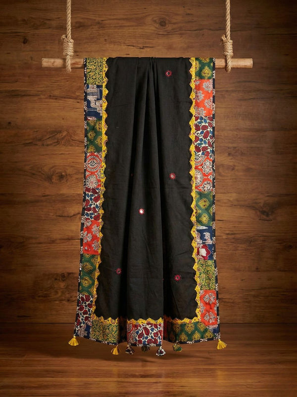 Indiehaat | Applique Kantha Pure Mul Cotton Dupatta Black
