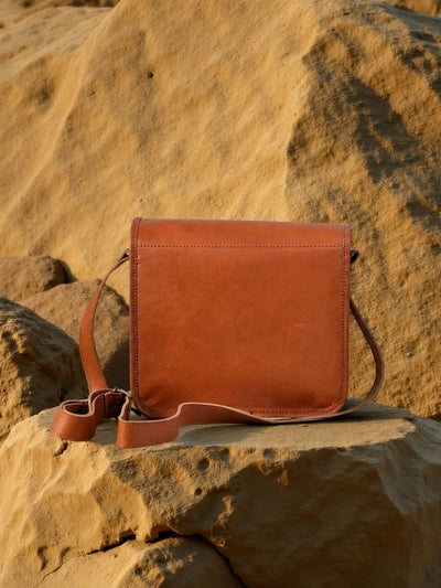 Indiehaat | Pure Leather Sling Bag Tobacco Brown