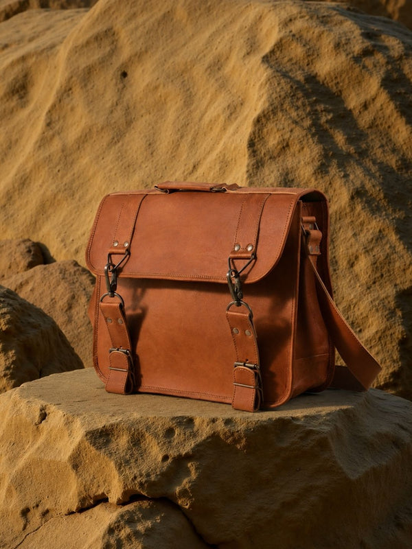 Indiehaat | Pure Leather Laptop Bag Chestnut Brown