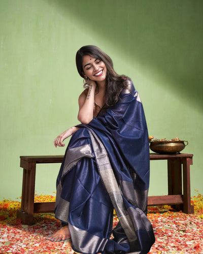 Beautiful Handloom Jayashree Silk Saree Blue